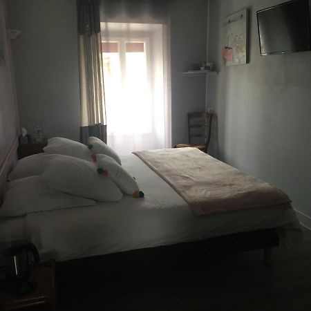 L'Un Des Sens Hotel Villefranche-de-Lonchat Luaran gambar