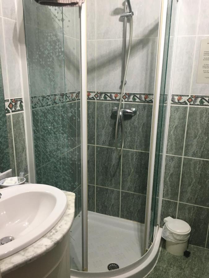 L'Un Des Sens Hotel Villefranche-de-Lonchat Luaran gambar