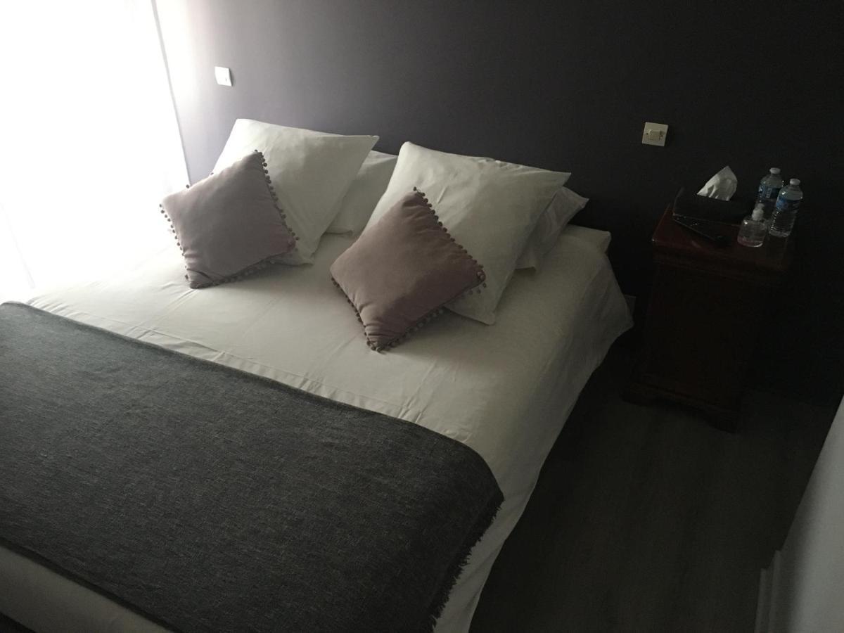 L'Un Des Sens Hotel Villefranche-de-Lonchat Luaran gambar