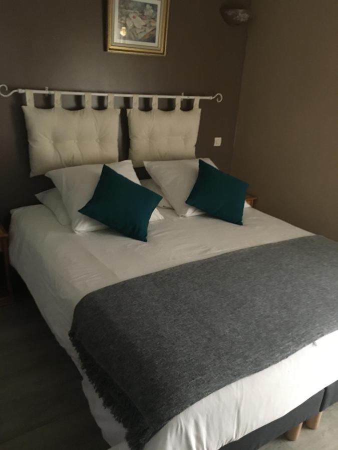 L'Un Des Sens Hotel Villefranche-de-Lonchat Luaran gambar